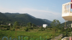 Панорамный вид на горы из мини отеля «Мандарин»